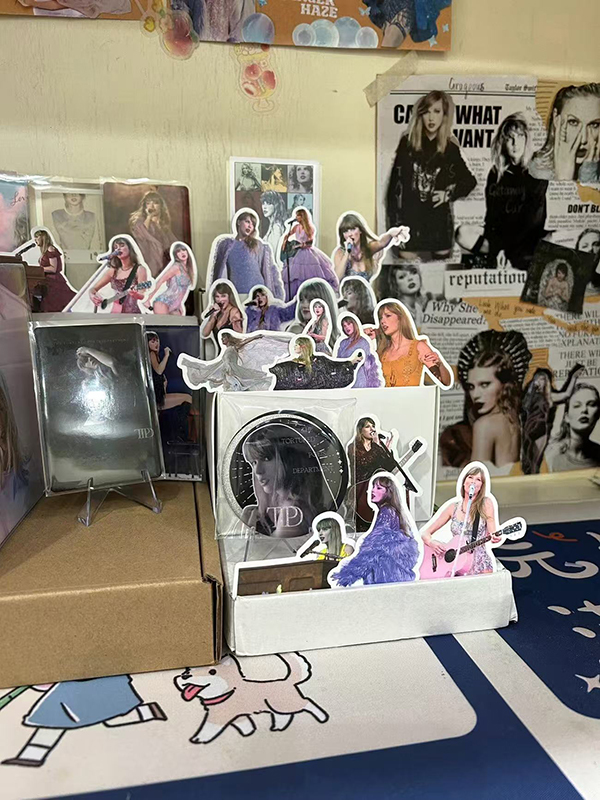 taylor swift stickers free 6